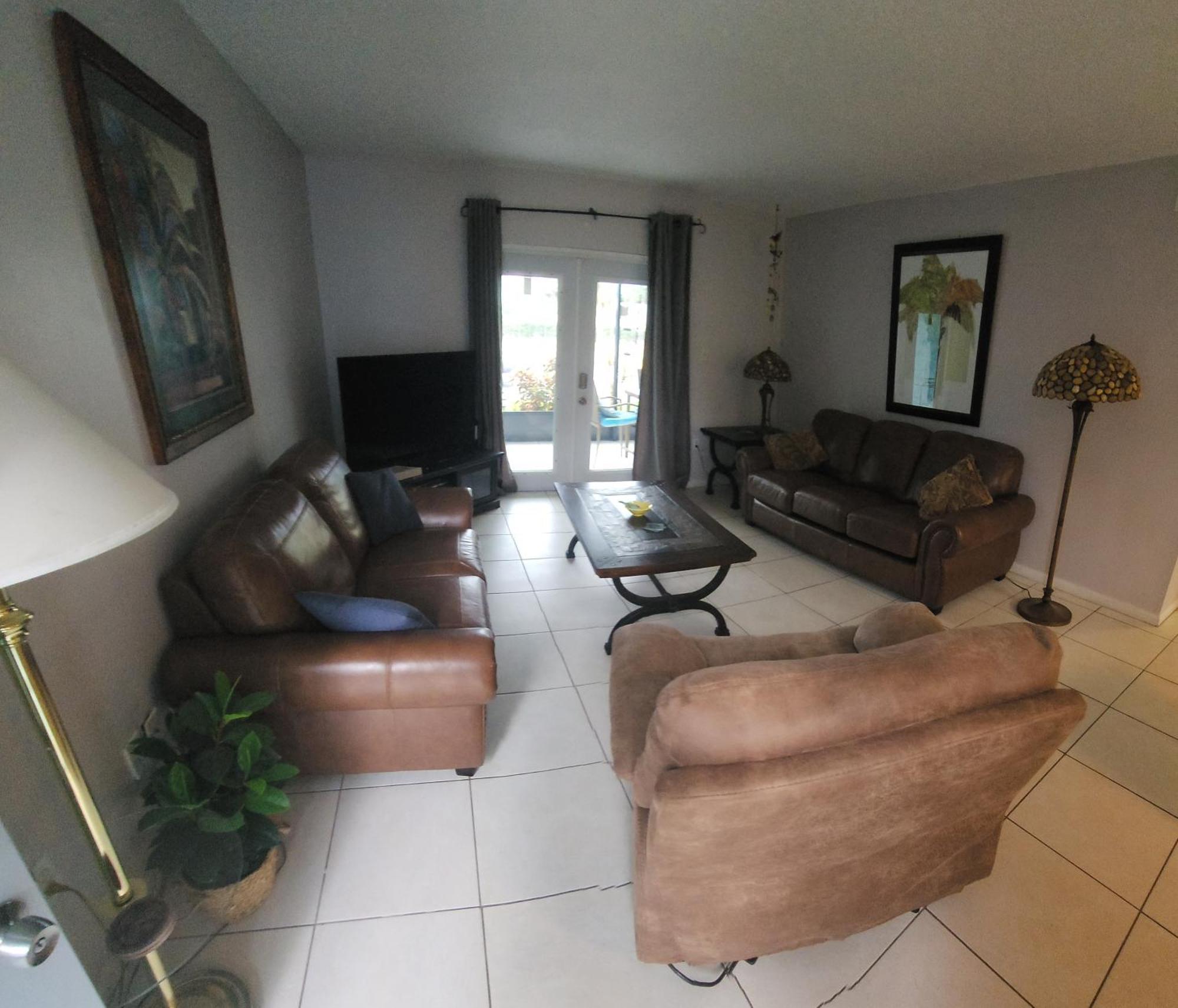 Marion Lane Suites Cocoa Beach Exterior foto